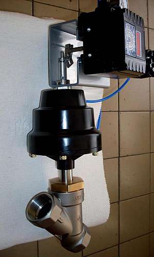 Válvula de controle com atuador pneumático Válvula de controle com atuador pneumático